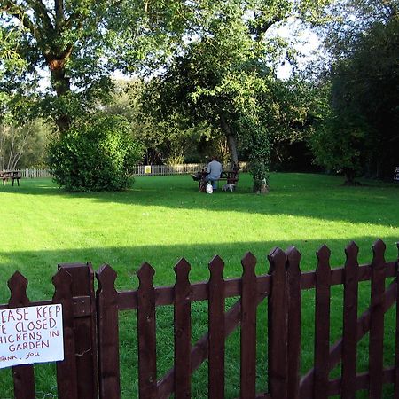 The Pelican Inn Stapleford  エクステリア 写真