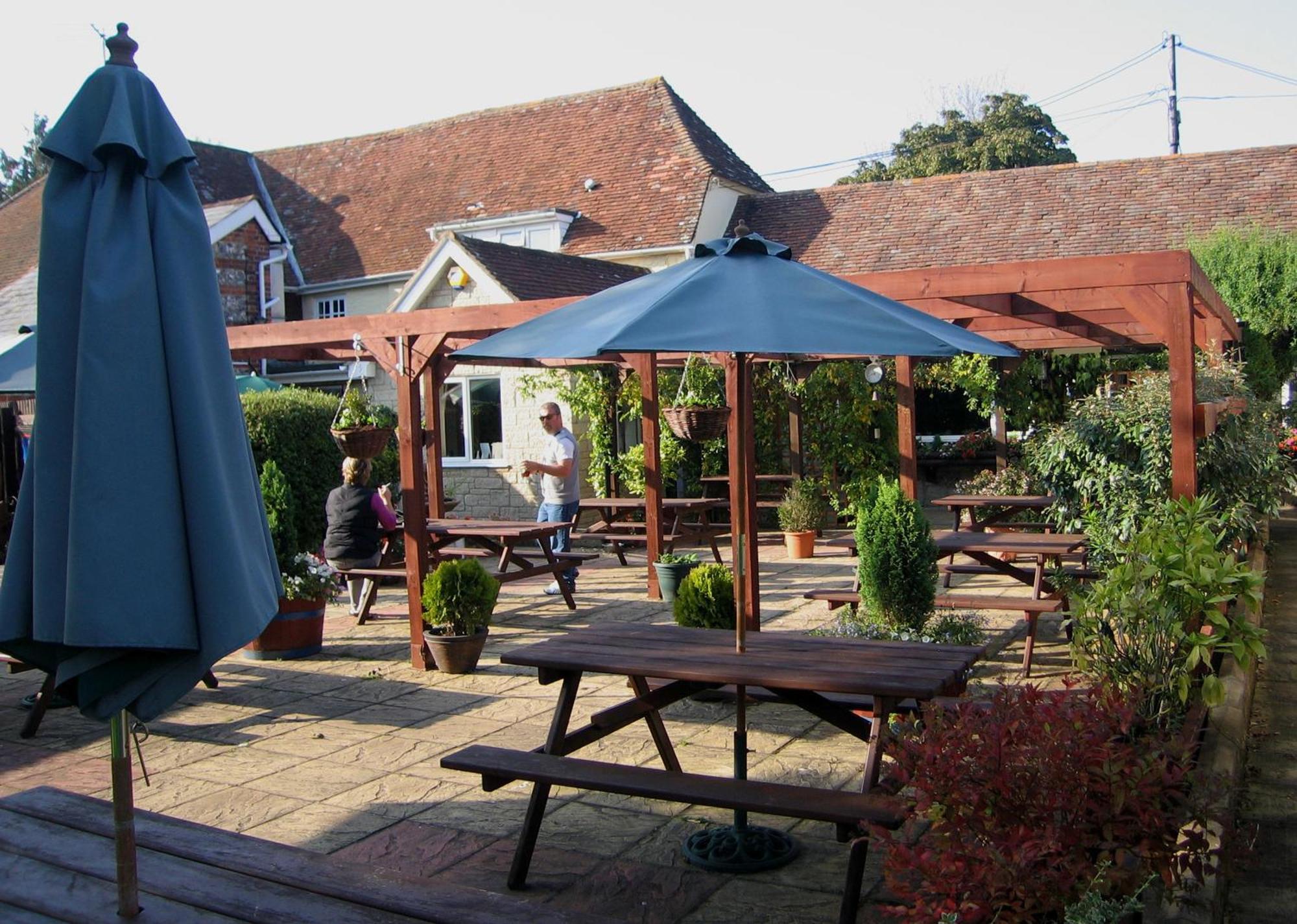 The Pelican Inn Stapleford  エクステリア 写真